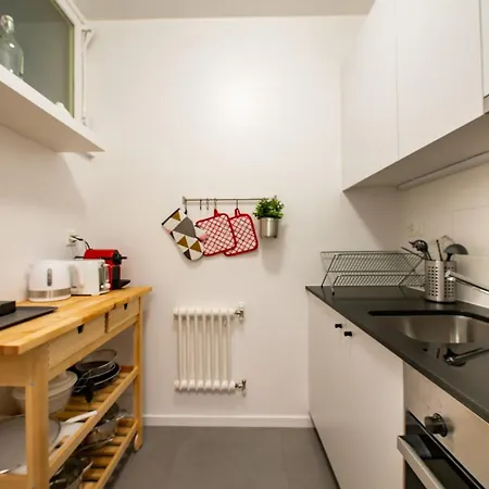 Richemont By Homenhancement Apartment